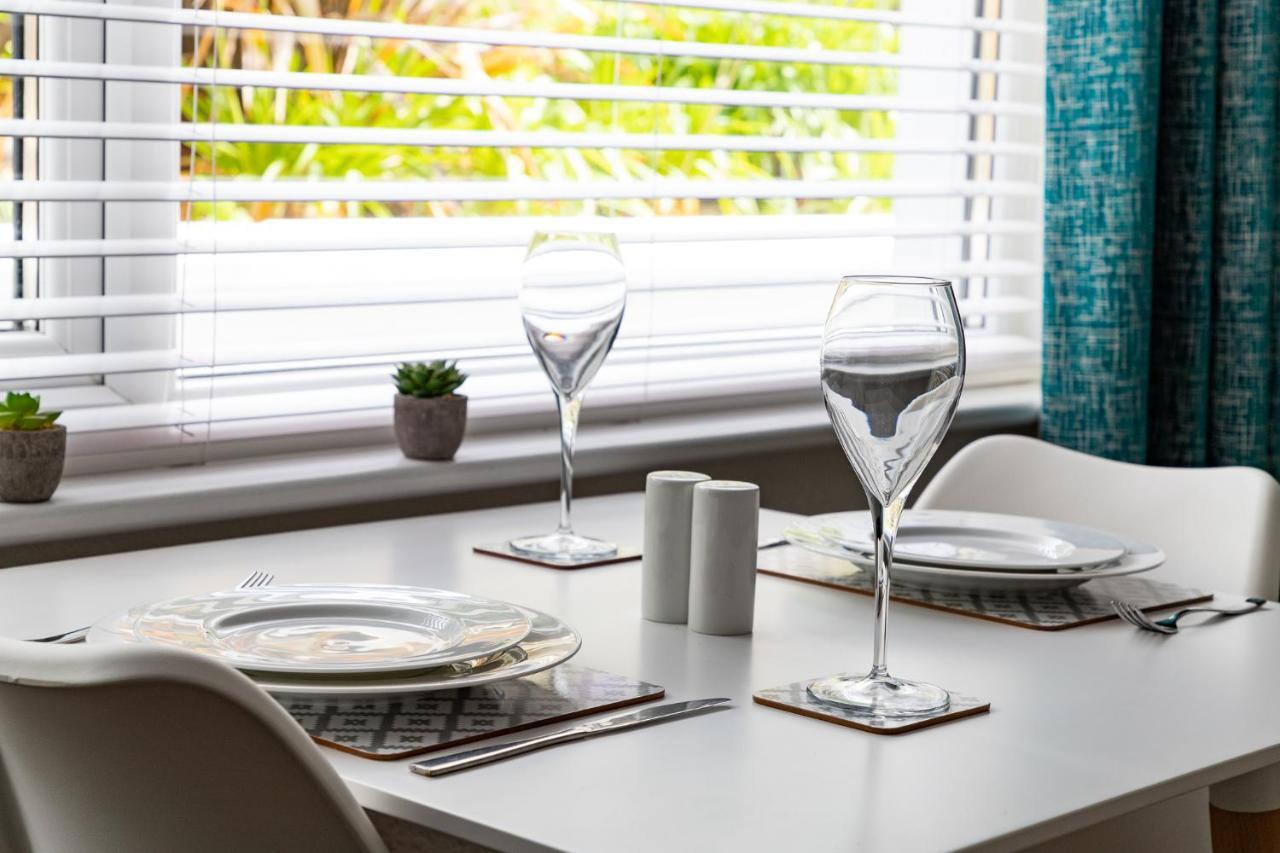 2 Chatsworth Riverscape Apartments - Peaceful Apartment In Great Location With Free Parking Overlooking The Gannel Just A Short Walk From Newquays Incredible Beaches And Local Amenities New Quay Exterior foto